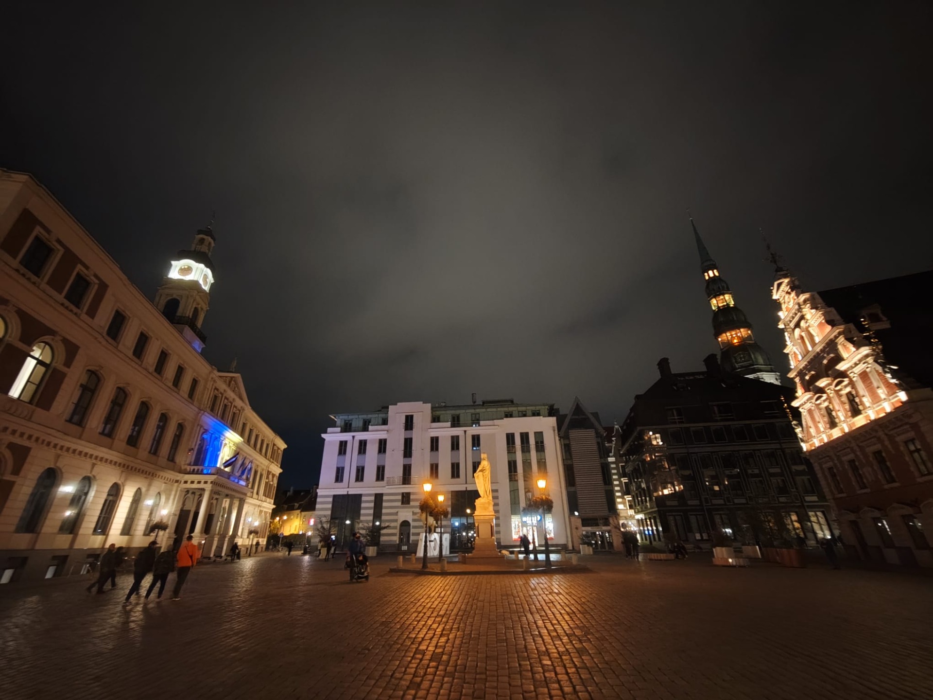 Het Stadsplein van Riga!