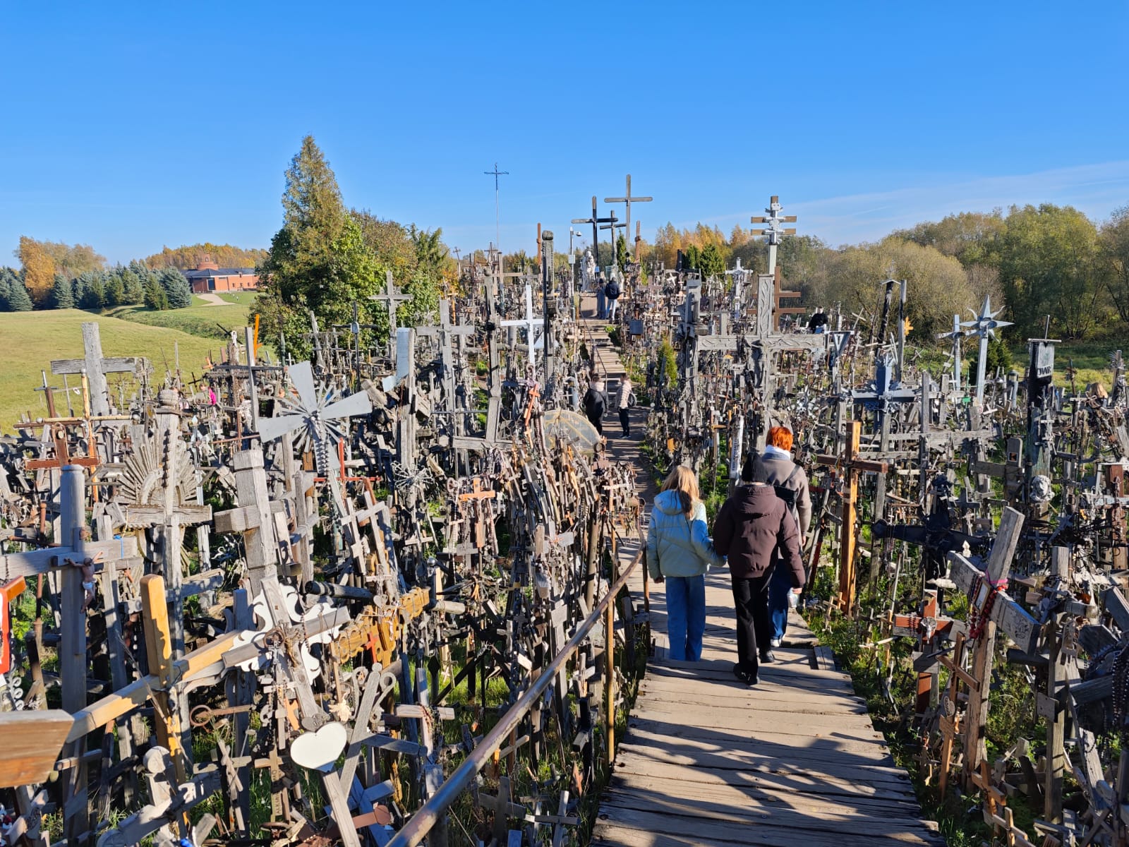 Er zijn veel paden op de heuvel!