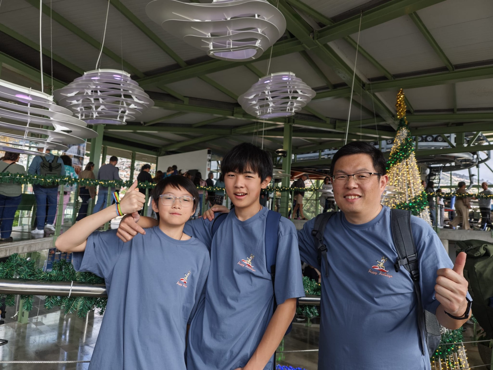 In de rij voor de Funchal Kabelbaan!