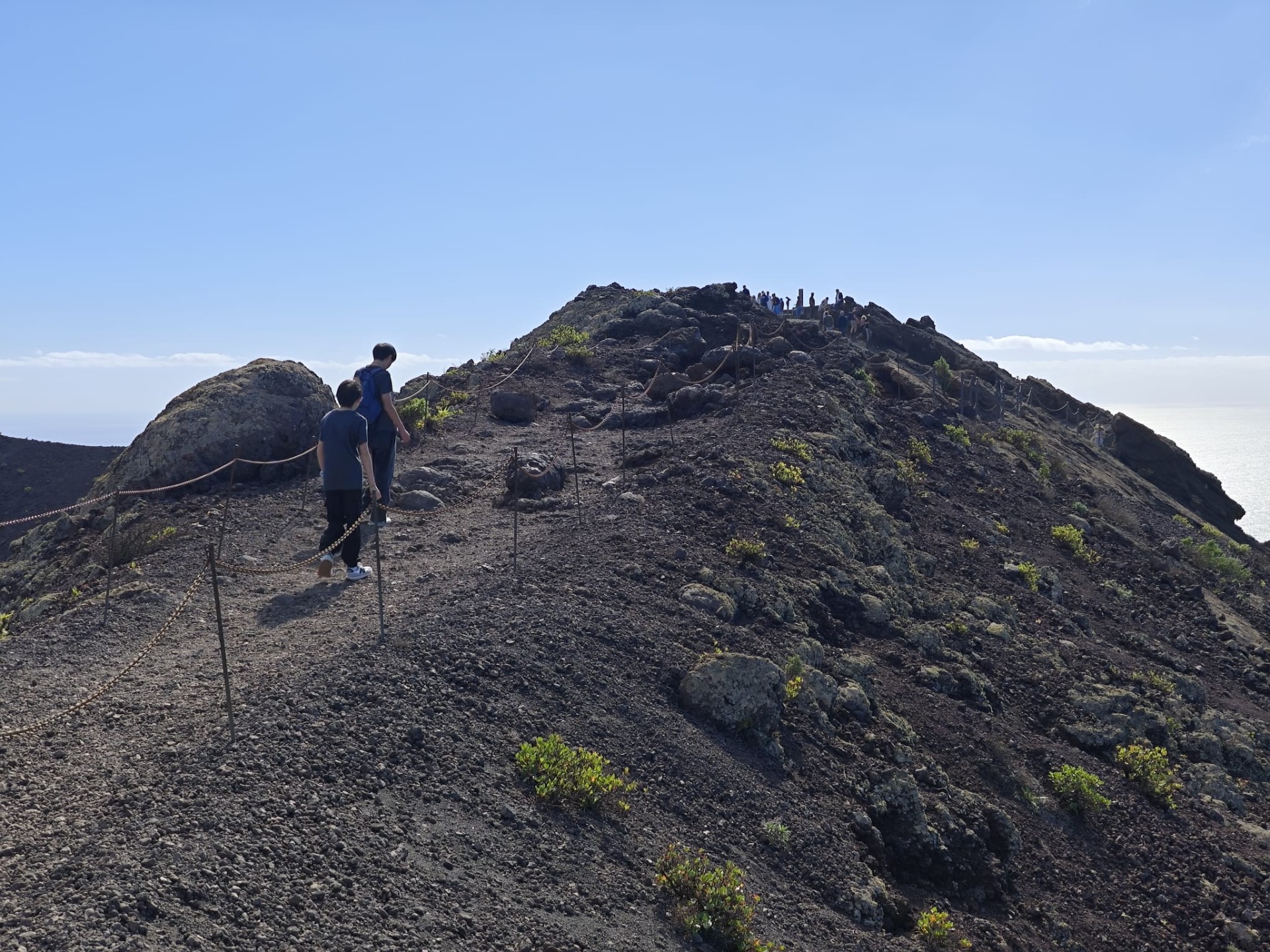De rotspaden beklimmen!
