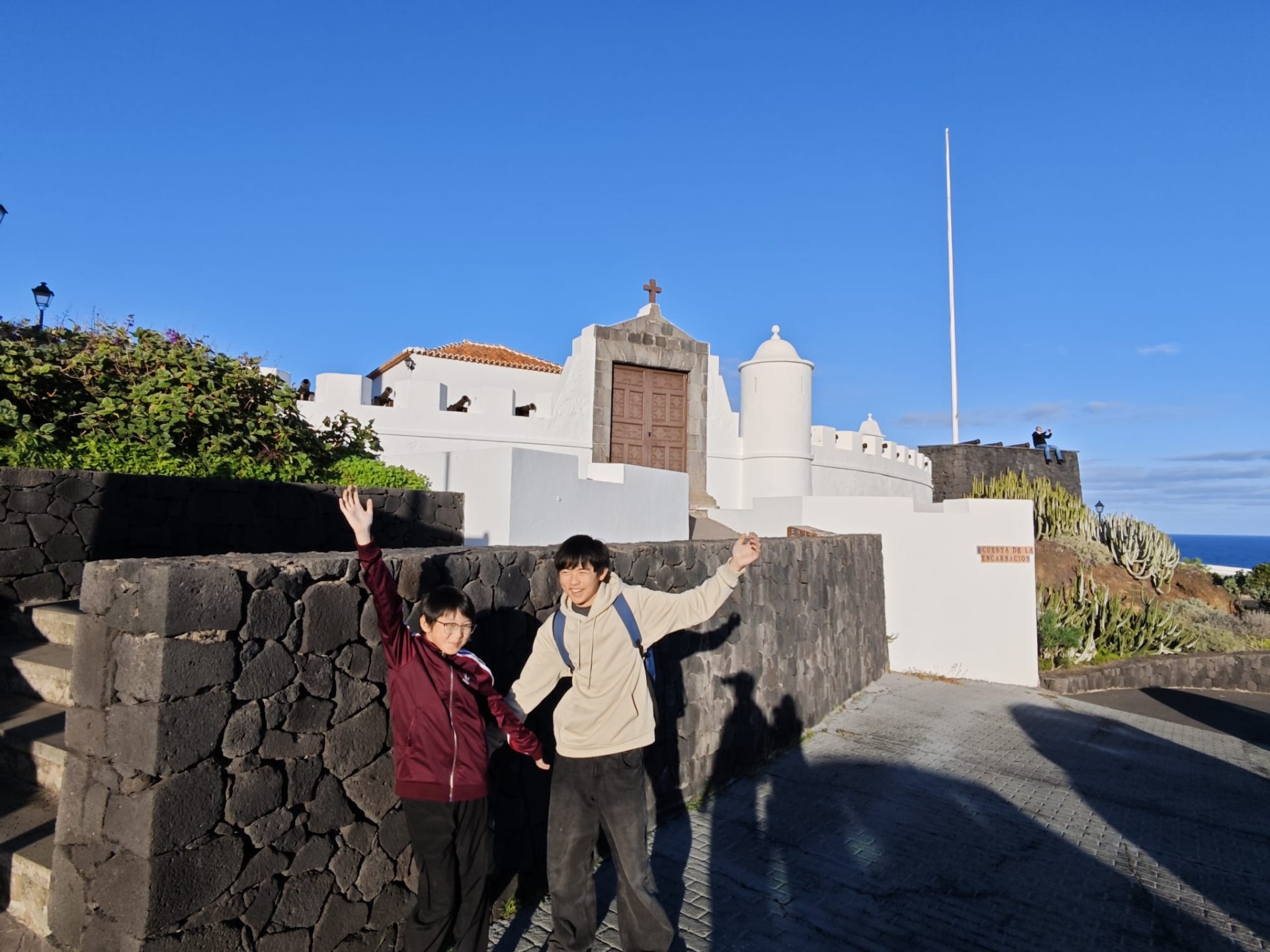 Op selfie met het Kasteel van de Maagd!