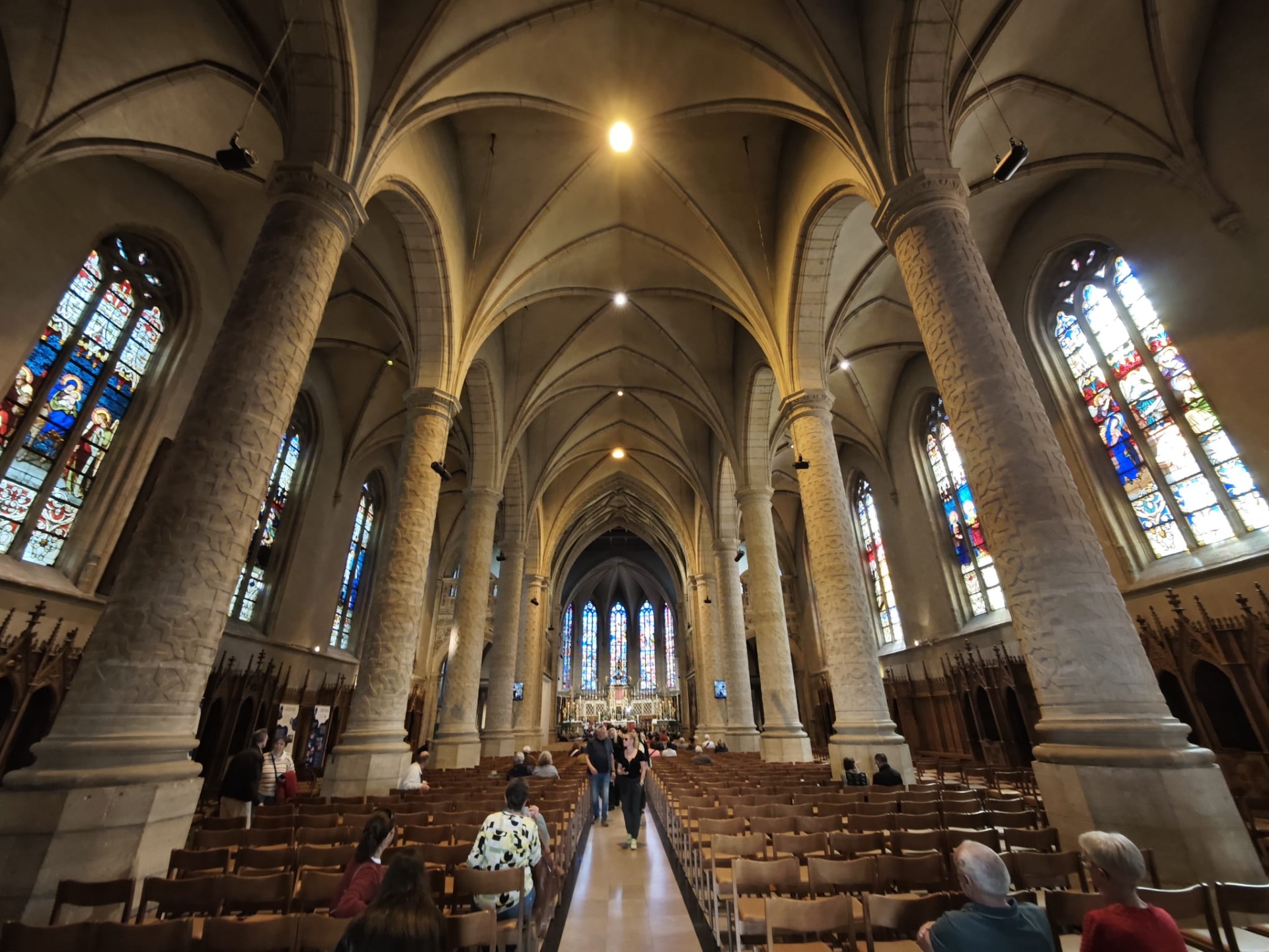 Het interieur van de kathedraal van Luxemburg