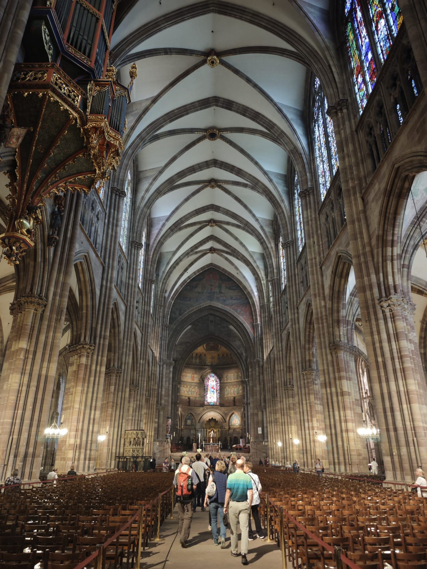 Het interieur van de Kathedraal van Straatsburg!