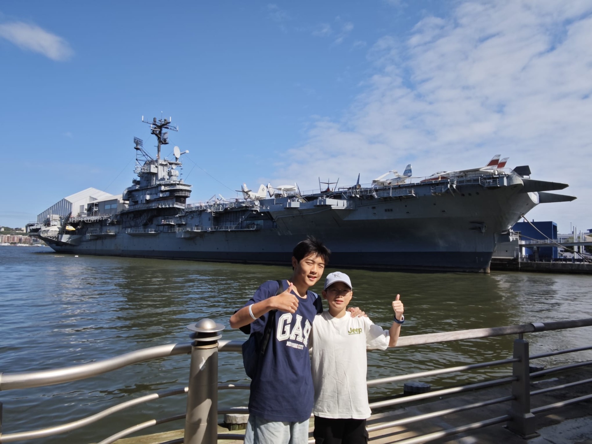 De USS Intrepid!